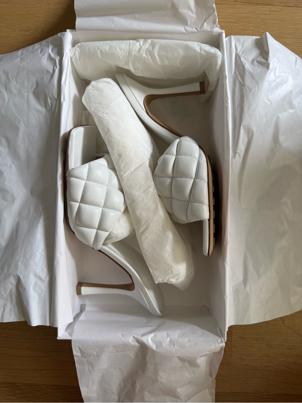 Bottega Veneta White Quilted Heels 38 New